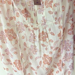 New womens short sleeve top — floral blouse